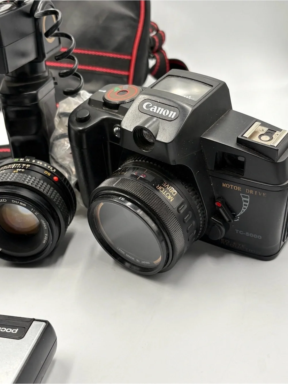 Vintage Camera Lot Minolta Canon Kodak Instamatic 60 Lenses Flash Case